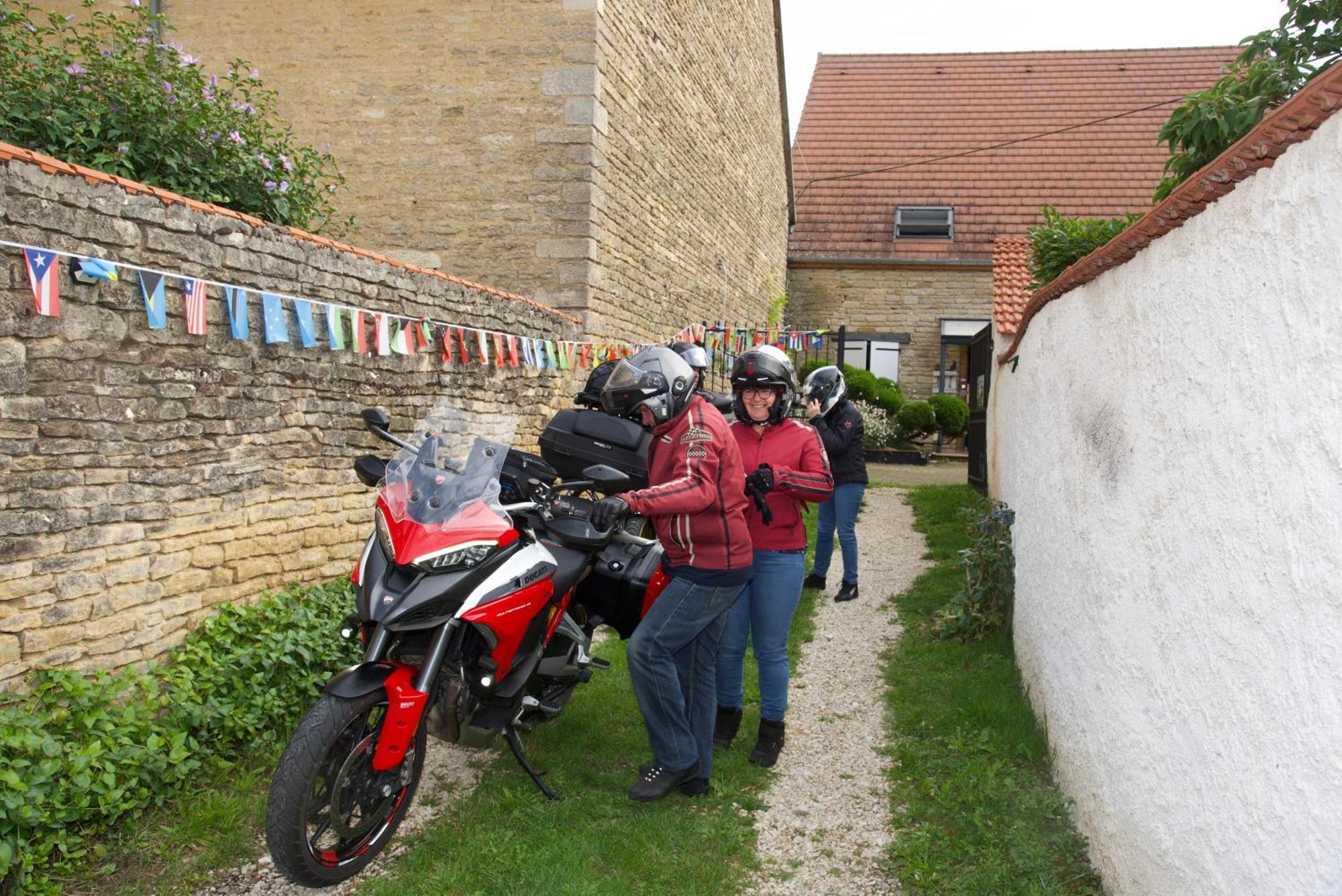 Les Nympheas 52 Bed and Breakfast Orges Buitenkant foto
